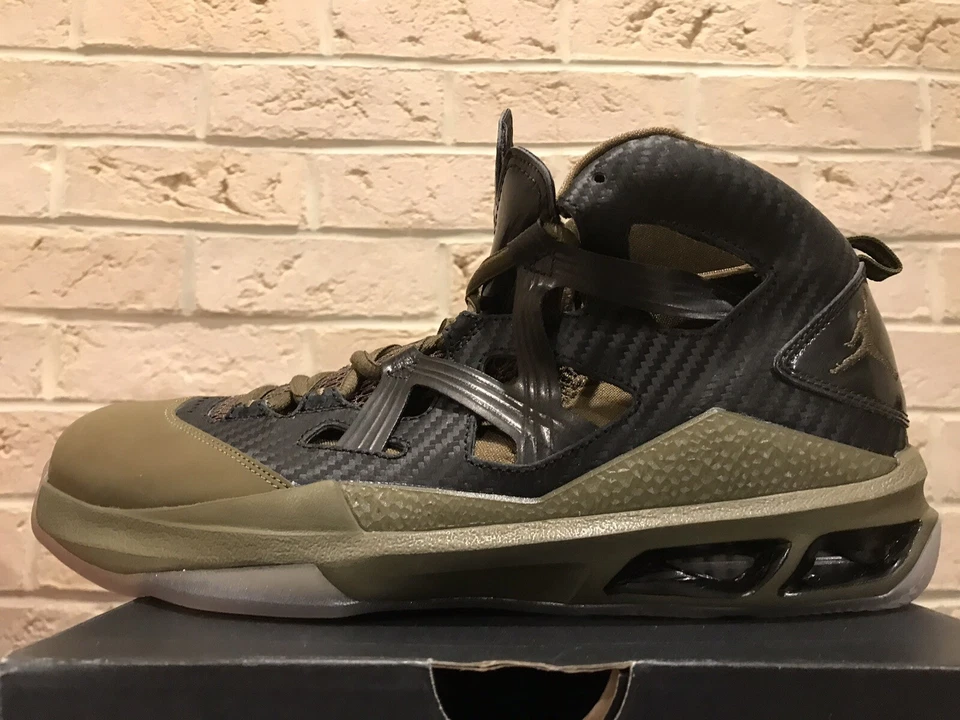 耐克 Air Jordan MELO M9 Squadron 绿色碳纤维黑色 9 码变焦 — 第 1/4 张图片