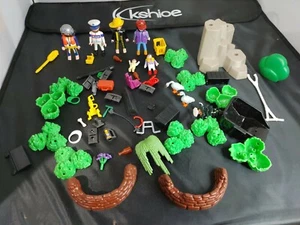 Vintage Playmobil Mixed Lot, Figurines, Animals, Furniture & Accessories Bushes  - Picture 1 of 6