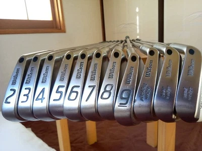 [Wilson Staff] Model Tour Blade Iron Set 11pcs 2-3-4-5-6-7-8-9-Pw-Tw-Sw R400 R - Image 1 of 4