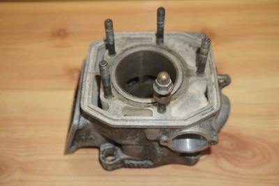 1982 YZ125 YZ 125 OEM верхний конец цилиндра 58,00 мм 5 X 4-11311-00-00 хорошо 1 нуждается телефон - Изображение 1 из 4
