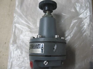 NUEVO REGULADOR DE PRESIÓN MOORE 40-30 NULLMATIC 1-30PSI 35-150PSI MAX P9781 - Imagen 1 de 4