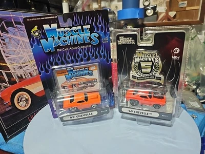 LOTE DE COLECCIÓN DE 2 Muscle Machines '69 CHEVELLE, ROJO Y NARANJA HERMOSOS COCHES 🚗  Foto 1 de 4