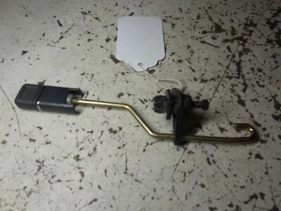 00-02 CONJUNTO PALANCA CERRADURA PUERTA TRASERA IZQUIERDA MERCEDES-BENZ E320 2107300221 Foto 1 de 4