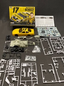 Revell Dewalt #17 Matt Kenseth 2005 Taurus Ford 1/24 Model Kit Custom Painted - Picture 1 of 14