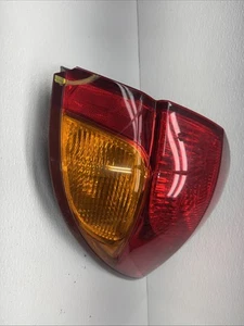 2005-2007 Subaru Outback Right Passenger Side Tail Light OEM S-37 - Picture 1 of 3
