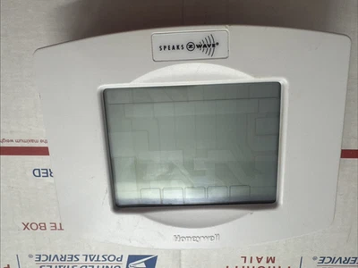 Honeywell Digital Programmable Touchscreen Thermostat TH8320ZW, SN:5053304801531 - Image 1 of 4