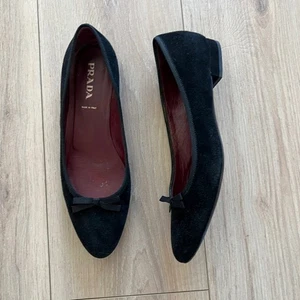 PRADA Vintage Wildleder Ballerinas schwarz Schleife / Gr. 7,5 - Bild 1 von 6