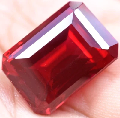 Natural 28.35 Ct Blood Red Ruby Mozambique GGL Certified Treated Gemstone - Image 1 of 4