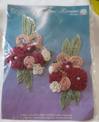 Aplique de cinta floral con detalles de ramo de elegancia de colección Valerie Victoria Foto 1 de 3