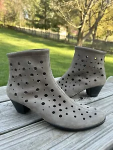 Arche Taupe Nubuck Leather Cutout Ankle Boots Neutral Modern Unique 40 9 - Picture 1 of 8