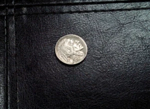 1937 D Buffalo Nickel - Picture 1 of 7