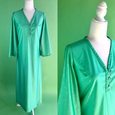 Vintage Long Mint Green Nightgown with Lucite Bauble Buttons - Size S/M - Image 1 of 4