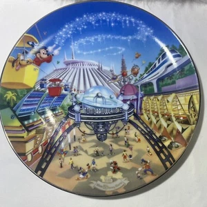 Bradford Exchange Walt Disney World 25th Anniversary Tomorrowland Plate - Picture 1 of 7