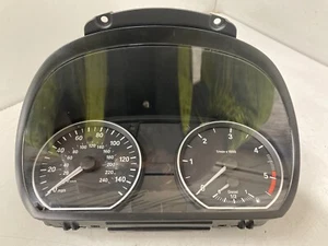 BMW Serie 1 E81 E87 Diesel Strumentazione Manuale Orologi Tachimetro 4032082 - Foto 1 di 12