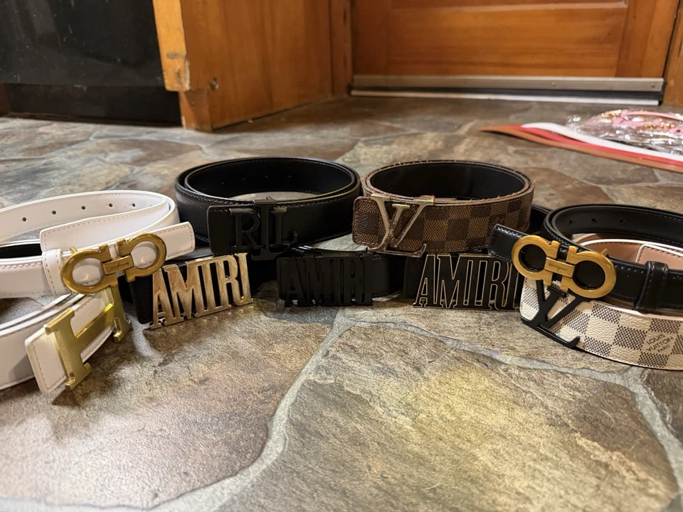 Paquete de Cinturón Salvatore Ferragamo, 9 Cinturones de Diseñador Talla Pequeña - ¡Oferta de Navidad! Foto 1 de 4