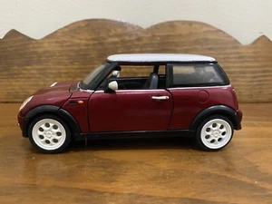 Sunnyside SS 6711 2001 Mini Cooper Car - Scale 1:24 - Red - Pull Back and go - Picture 1 of 11