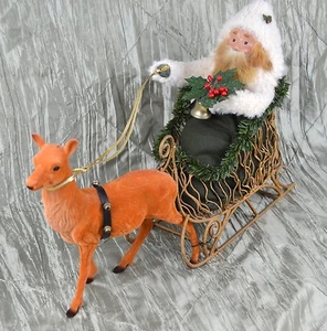 Santa Claus Reindeer Byers Choice Carolers Gold Sleigh Sled 2000 White Suit Xmas - Picture 1 of 1