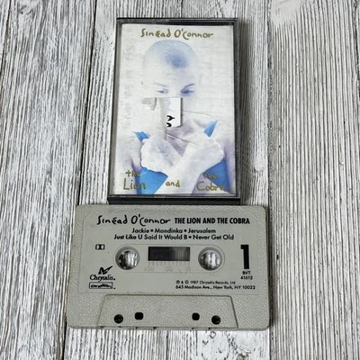 Sinead O'Connor - The Lion and the Cobra (1987, Cassette Tape) Foto 1 de 2