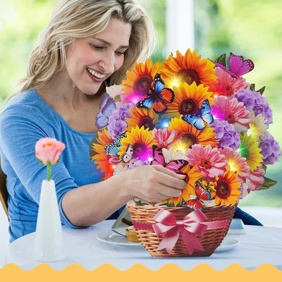 Tarjetas de cumpleaños emergentes con música y luces para tu amante, mamá, hermana, hija Foto 1 de 4