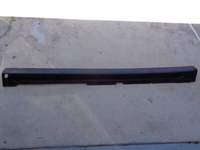 Volvo S80 1999 panel basculante inferior faldón lateral moldeado pasajero derecho - negro OEM Foto 1 de 4