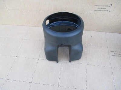 Mercedes-Benz C 300 2011 cubierta de carcasa de columna de volante Foto 1 de 4