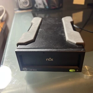 HP Drive Enclosure - RDX External Removable Disk Backup System B7B63A - Picture 1 of 3