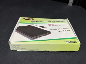 Bytecc BT144 USB 2.0 Data External Floppy Disk Drive Win 98/2000/ME/XP Vista New - Picture 1 of 7