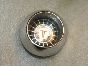 1961 OLDSMOBILE F85 HORN BUTTON WITH DELUXE STEERING WHEEL USED - Picture 1 of 5