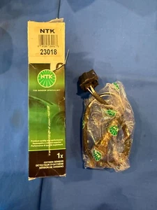 Sensor de oxígeno NTK 23018 como nuevo para Dodge, Jeep y Mitsubishi - Imagen 1 de 1