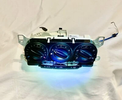 Unidad de control de clima de calefacción de aire acondicionado Mazda CX-7 2007-2009 OEM D03B14004 Foto 1 de 3