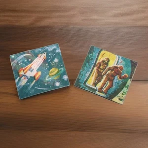 Vtg Vari-Vue Space Flicker Pins Retro Futurism 1960s Lenticular Rocket Astronaut - Picture 1 of 11