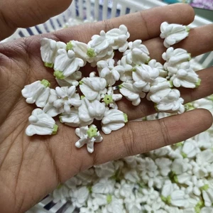 100 pezzi corona argilla fiori perline bianche fatte a mano creazione gioielli fai da te forniture artigianali - Foto 1 di 7