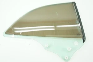 2004-2009 Mercedes W209 CLK350 Convertible Rear Right Quarter Panel Window Glass - Picture 1 of 9