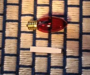 Box of 24 NEW 130V TRANSPARENT RED 7w CHRISTMAS LIGHT bulb C9 steady burn 7C9   - Picture 1 of 3