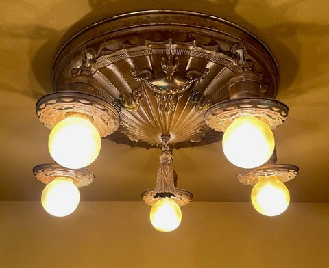 Vintage Lighting 1920 surface mount pan ceiling fixture. LOVELY! Cover