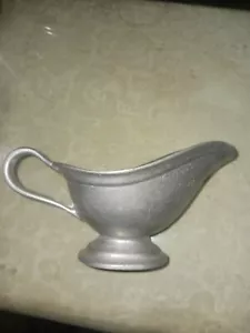 Vintage RWP Wilton Columbia Gravy Boat Pitcher Cast Aluminum Metal - USA - Picture 1 of 5