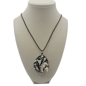 21" Brown Corded Raw Large Black/White Shell Pendant Necklace Fashion Jewelry - Bild 1 von 10