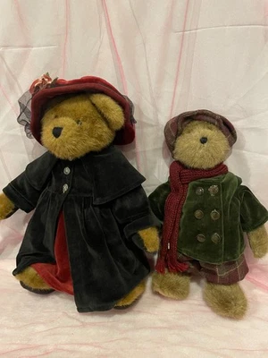 Lot of Two Boyds Bears Rebecca Bearimore 16' & Marley Dickens 13'' - Image 1 of 4