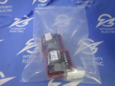 NUEVO PAQUETE ATLAS DE 2 ALTAVOCES/SOUNDOLIER SOUND RED HORN VT-157UCR 15W 70V 1 Y WA Foto 1 de 4