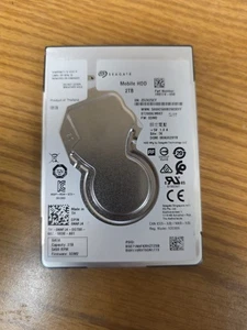 Seagate BarraCuda 2TB 2,5" SATA Laptop HDD ST2000LM007 - gelöscht und getestet - Bild 1 von 1