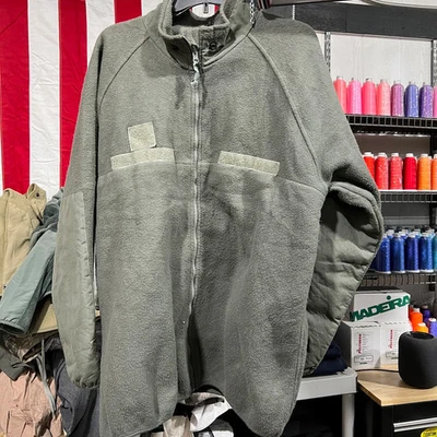 US Military Fleece Jacket Liner Zipped By PolarTec Green Size Large Reg - Image 1 of 4