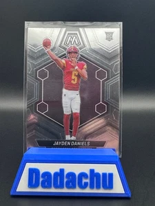 2024 Panini Mosaic - Rookies Jayden Daniels #302 (RC) - Picture 1 of 2