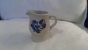Vintage Pfaltzgraff Yorktowne 24Y Stonemware Creamer/Pitcher EUC, No Box - Picture 1 of 6