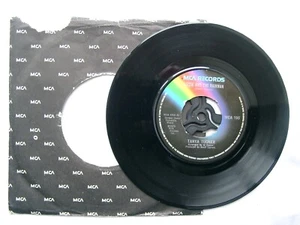 TANYA TUCKER - Lizzie And The Rainman / Travelling Salesman 7" MCA 195 - 1975 UK - Picture 1 of 2