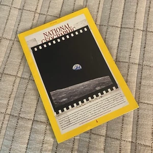 National Geographic July 2019 The Moon And Beyond Issue Seas Niger Mangroves - Picture 1 of 4
