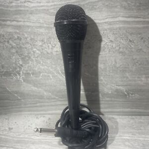 Professional Dynamic Vocal Microphone with High Grade Low Noise Microphone Cable