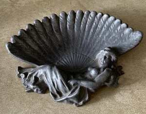 BANDEJA BARATIJA ABANICO/PLUMAS VINTAGE MUJER ARRIESGADA COLOR PLATA PLATO ART NOUVEAU - Imagen 1 de 7