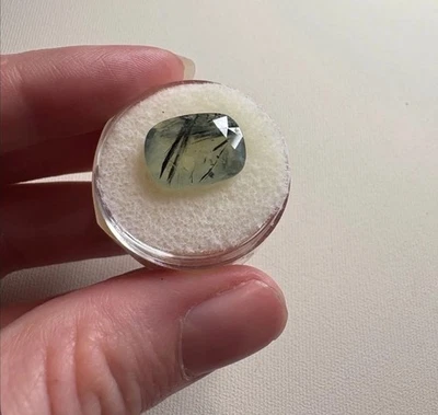 Pehnite with Black Needle Rutile 7.26ct loose gem - Image 1 of 3