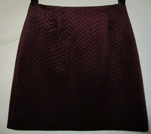 FALDA CORTA DE TERCIOPELO BURGUDY CIRUELA TALLA 6 NEW LOOK PARA MUJER - Imagen 1 de 2