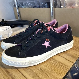 CONVERSE One Star Hello Kitty Black-Suede/Pink Skate Shoes Women’s 10/Men’s 8 - Picture 1 of 16